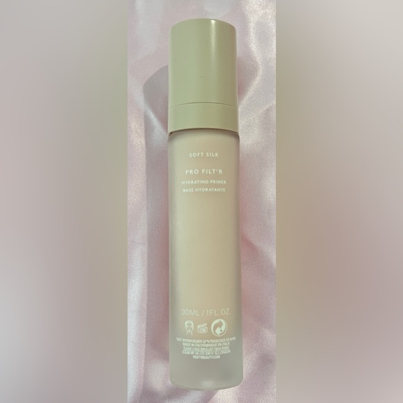 FENTY BEAUTY BY RIHANNA • Pro Filt'r Hydrating Primer • 30 mL - 1 fl oz - Picture 2 of 2